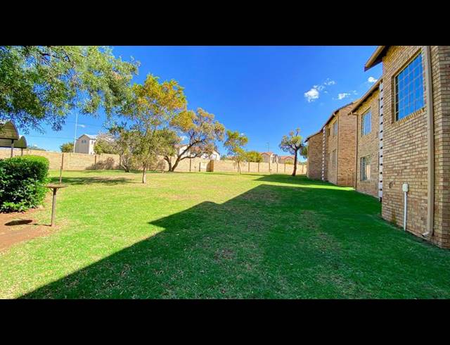 2 BEDROOM APARTMENT FOR SALE IN NORTHGATE